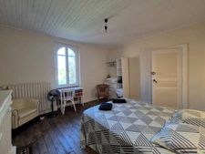 CONDOM (32100) – MAISON ATYPIQUE DE 175 M² AVEC JARDIN CLOS DE 1 177 M