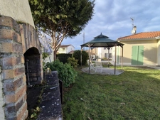 Maison à vendre plain-pied, garage, jardin clos. CONDOM 32100