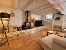 Maison en pierre - charme  -terrasse couverte et petit jardin - 3 chambres – La Romieu 32480
