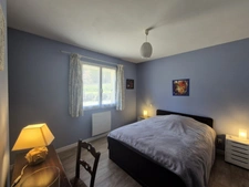 Maison contemporaine de plain-pied avec vue dominante, 4 chambres– Saint-Puy (32310)