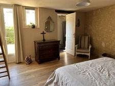 Charmante maison en pierre au cœur d'un village gersois