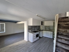 Charmante maison en pierre rénovée avec jardin – Proche commerces à Condom (32100)