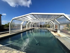 Maison en pierre avec piscine et dépendances – Vue dominante sur la campagne gersoise