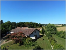 EXCLUSIVITE OPTIMHOME, MAISON 5 CHAMBRES, AVEC JARDIN CLOTURE et PISCINE