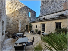 RESTAURANT DE CARACTERE – EMPLACEMENT EXCEPTIONNEL – LA ROMIEU (32480)