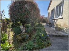 À vendre – Maison de plain-pied avec 4 chambres, jardin et dépendance – CONDOM (32100)