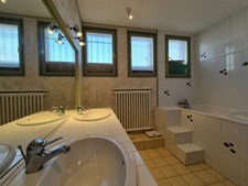 Maison à vendre plain-pied, garage, jardin clos. CONDOM 32100