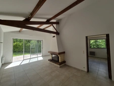 Plain-pied, jardin, garages, 4 chambres à LAPLUME (47)