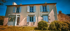 Ensemble de deux maisons et dépendances à DOUARNENEZ (29)