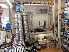 Fonds de commerce de cadeaux souvenirs à vendre DOUARNENEZ (29)