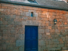 Ensemble de deux maisons et dépendances à DOUARNENEZ (29)