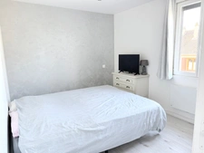 SAINT-NICOLAS-D’ALIERMONT – BELLE MAISON DE PAYS ENTIÈREMENT RÉNOVÉE – 3 CHAMBRES – JARDIN