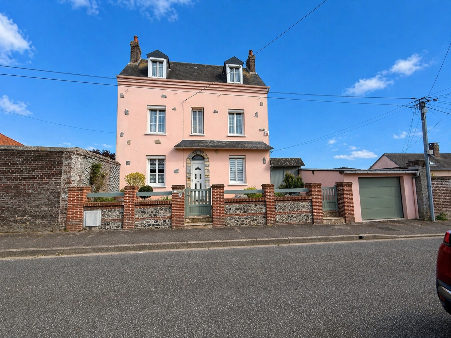 Maison 6 pièces 130 m² · à Dieppe · 130 m² · 210 000 €