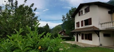 St Joseph de Rivière, spacieuse maison 5P 180 m2 avec terrain de 815 m2 face à la Sure