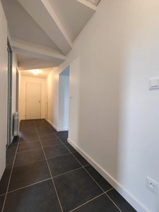 Appartement 3P de 73.30 m2 (88.87 m2 au sol) à louer plein centre de Saint Laurent du Pont