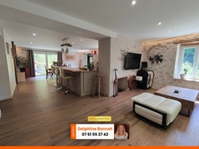 Maison en pierre pleine de charme avec terrain bucolique à Saint-Aupre, 15 min de Voiron
