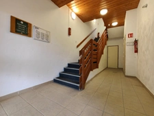 Bel appartement 2P/ T2 de 28 m2 avec grand balcon dans un chalet, au pied d'une piste