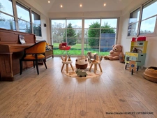 Dinard, Propriété rénovée de 252m² avec maison d'amis et deux garages sur jardin clos de 1700m² à l'abri des regards