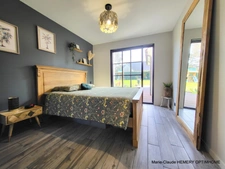 Dinard, Propriété rénovée de 252m² avec maison d'amis et deux garages sur jardin clos de 1700m² à l'abri des regards