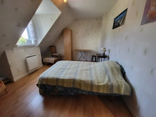 Maison de 101.52 m² plus une véranda de 14.50m² sur jardin clos de 552 m², 4 chambres. plages et commerces à pied