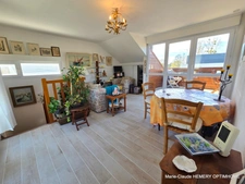  SAINT BRIAC SUR MER:Appartement de 69m², 4 pièces, terrasse et balcon ensoleillées, deux stationnements 