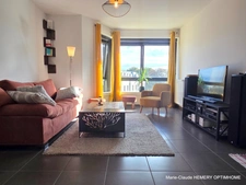 Dinard Médiathèque, appartement T2 de 50.08 m² exposé Sud Est au quatrième étage avec ascenseur. Cave et garage