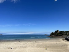Dinard Ecluse: Appartement de 111m² rénové par un architecte d'intérieur,3 chambres,cave et Stationnement couvert.