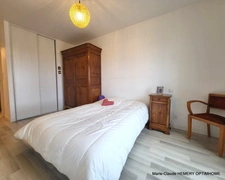 Dinard centre : Appartement T3 de 83m² - 3ème étage avec ascenseur- Résidence récente. Vendu avec un parking 