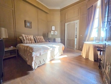 Rennes – Place du Parlement de Bretagne  Appartement exceptionnel de 103 m², rénové avec éclat – Ascenseur et cave