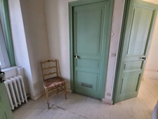 La mer vous fera voir toutes ses couleurs de cette Propriété de 1ère ligne offrant des points de vue exceptionnels