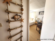 Pleurtuit coté Dinard, maison en pierre  de 129m² offrant un superbe séjour, 4 chambres, un bureau et joli jardin sud.
