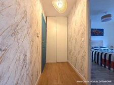 DINARD – RUE GARDINER :Appartement entièrement rénové avec terrasse plein ouest et parking en sous-sol