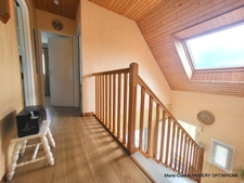Dinard: Maison de 89m² avec garage sur jardin clos de 353m². 4 chambres. plages et commerces à 15 minutes à pied