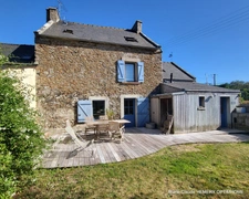 St Lunaire maison en pierre. Potentiel de 177m² sur jardin de 780m². 4 chambres et un bureau + annexe+ appentis