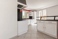 Maison familiale de 128 m² – 4 chambres, double garage, proche de Tavaux