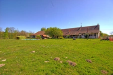 Ferme rénovée à vendre 5 pièces LA CHAPELLE SAINT SAUVEUR (71)