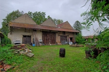 Maison de caractère du XVIIIᵉ siècle à Chemin – Charme et Authenticité 