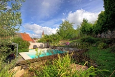 Maison 4 chambres et piscine a vendre à 10 minutes du centre ville de Dole (39)