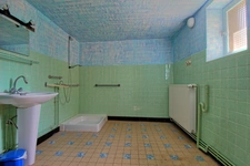 Maison de village en pierres à rénover – 2 chambres + dépendances – Jouhe (proche Dole)