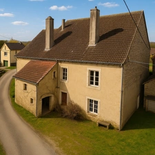 Imposante Maison en Pierre du XVIIe Siècle à 10 minutes du centre ville de Dole
