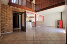Maison familiale de 128 m² – 4 chambres, double garage, proche de Tavaux