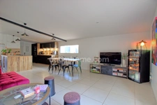 Maison 4 chambres et piscine a vendre à Sampans 