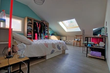 Maison 4 chambres et piscine a vendre à 10 minutes du centre ville de Dole (39)