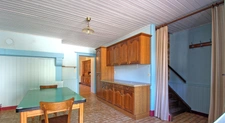Maison de village en pierres à rénover – 2 chambres + dépendances – Jouhe (proche Dole)