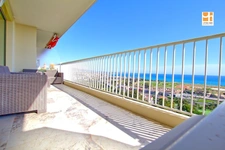 Appartement à vendre 4 pièces CAGNES SUR MER (06) vue mer époustouflante à 180°