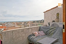 Coup de cœur : Maison de village de caractère avec vue mer