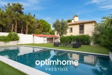 Maison de 14 pièces de 400 m² à Agde