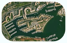 Appartement T3 en marina avec parking et appontement - LE CAP D'AGDE (34)