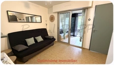 CAP D'AGDE – SECTEUR PINÈDE – STUDIO CABINE EN REZ-DE-JARDIN AVEC PARKING ET GRAND EXTÉRIEUR