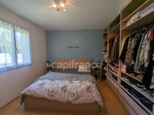 Maison à vendre  6 pièces  (38) Tullins - Maison de plain-pied de 153 m², 4 chambres, piscine, sur 2200 m² de terrain plat, superbe vue degagée